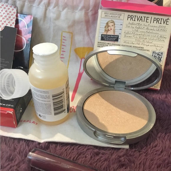 Brand New High End Make-Up Bundle - Picture 7 of 16